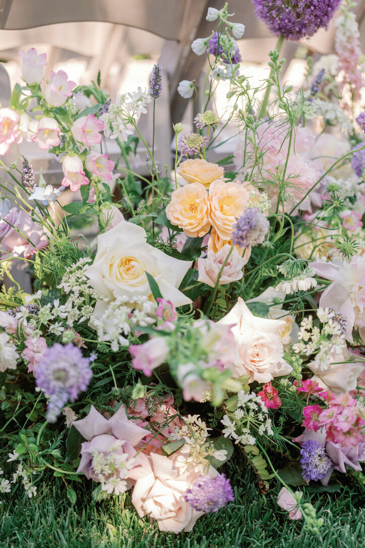 Ground arrangements, beginning of aisle arrangements