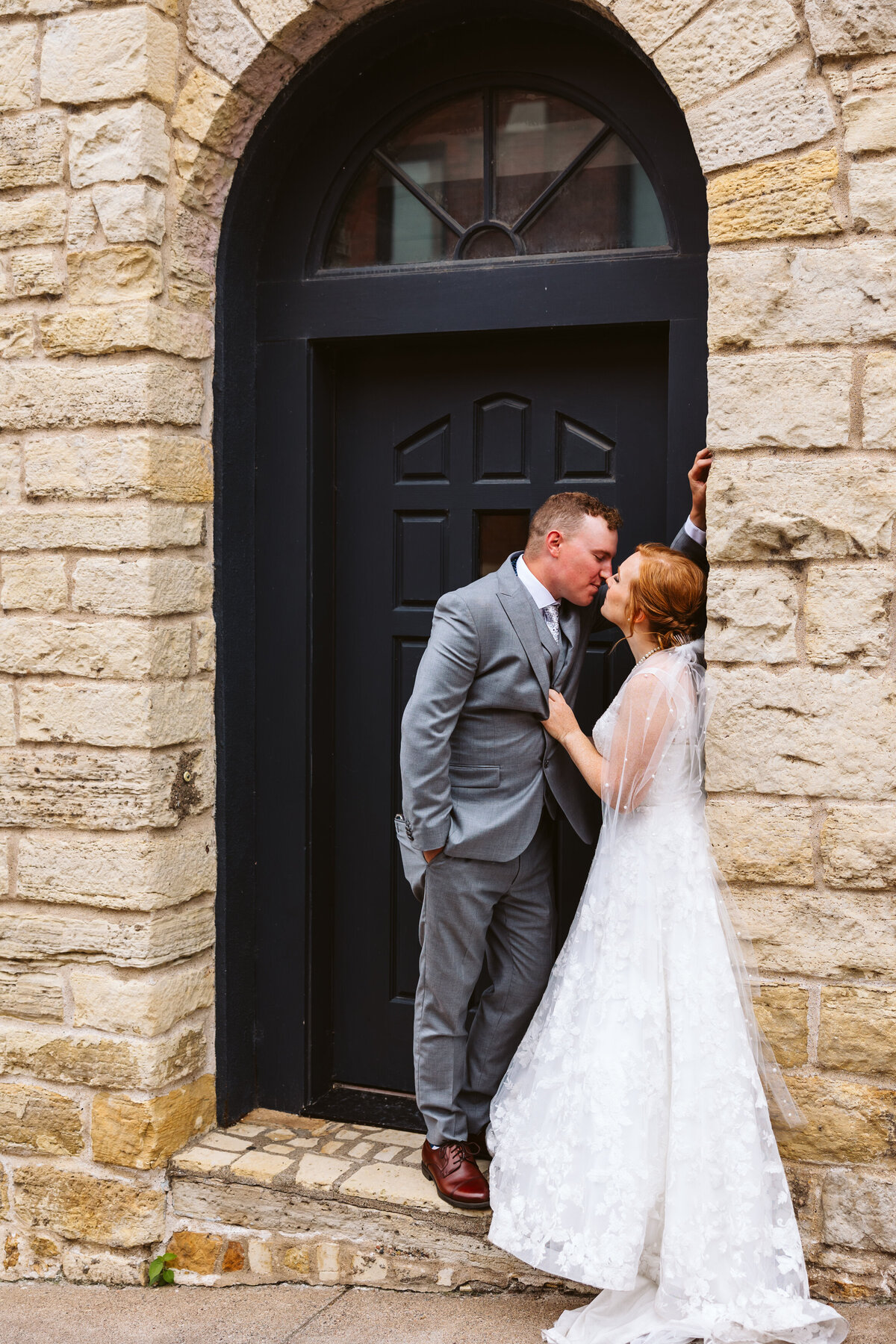 Minnesota-Alyssa Ashley Photography-Joy + Lance wedding-14
