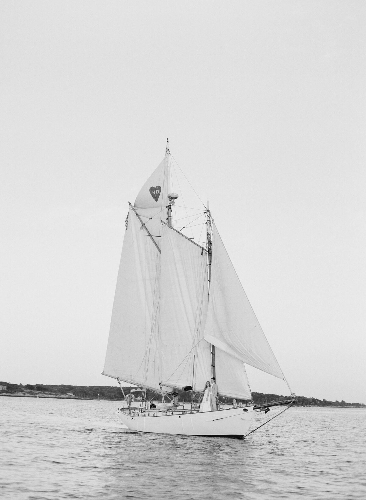 52-KT-Merry-photography-maine-engagement-sailboat