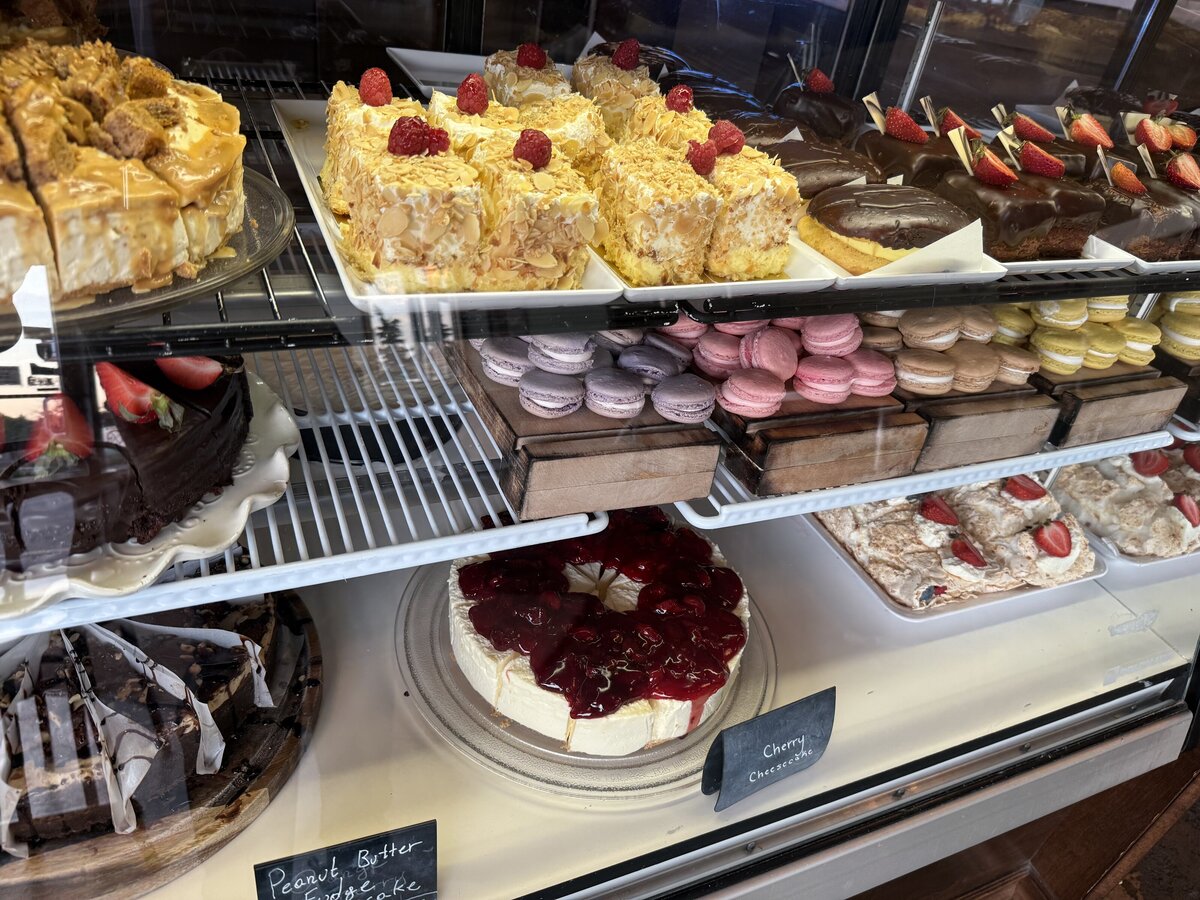 fresh-baked-bread-regina-coffee-shop