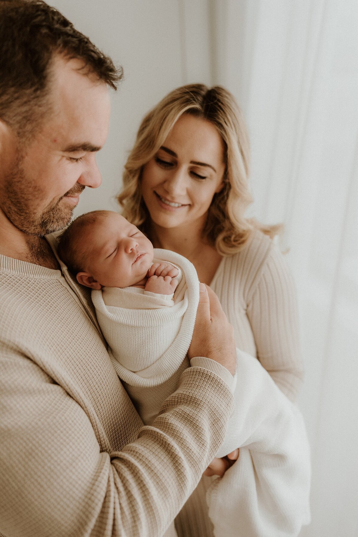 central-coast-newborn-baby-photos-willow-and-rose-24