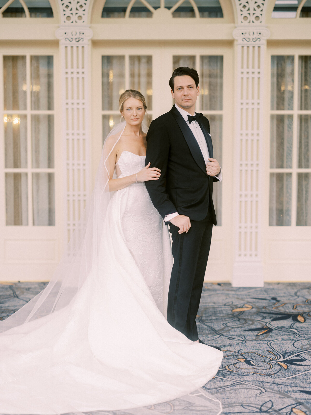 calgary_wedding_photographers_fairmont_banff_springs_destination_wedding_nicole_sarah-40