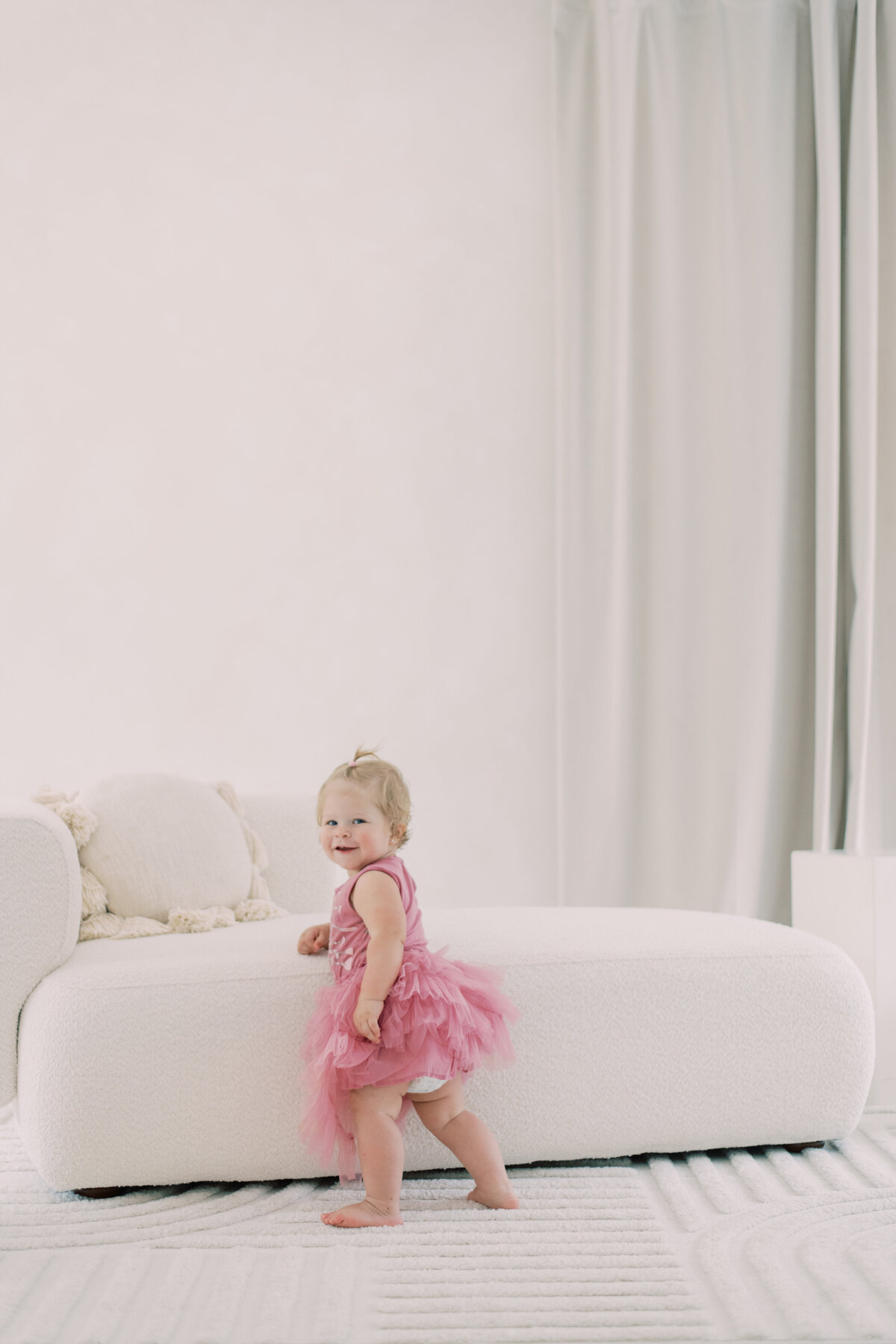pearle studio in Burlington celebrates first bday with a cake smash