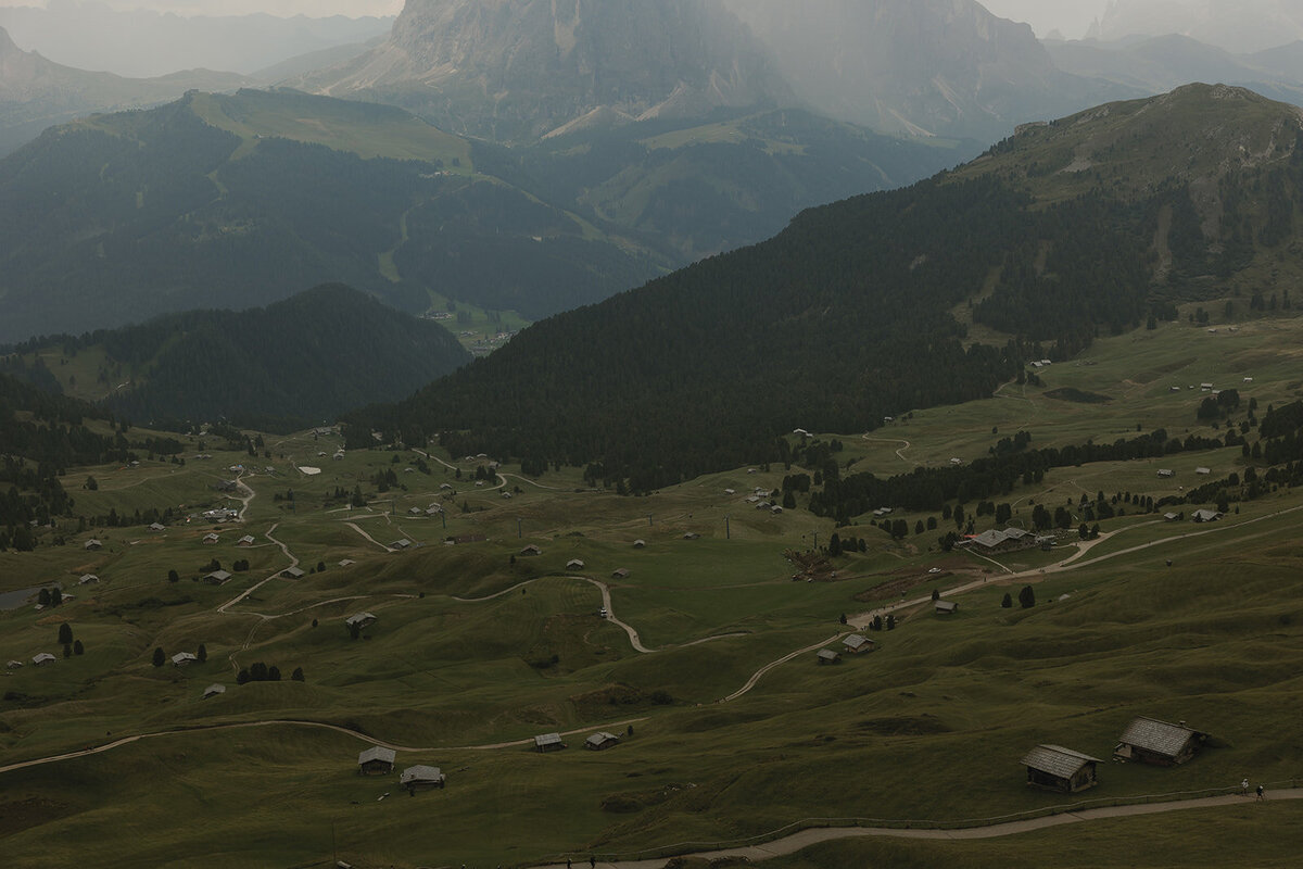 destination-wedding-elopement-photographer-italy-dolomites-seceda-documentary-tanya-davids-photo-film-157