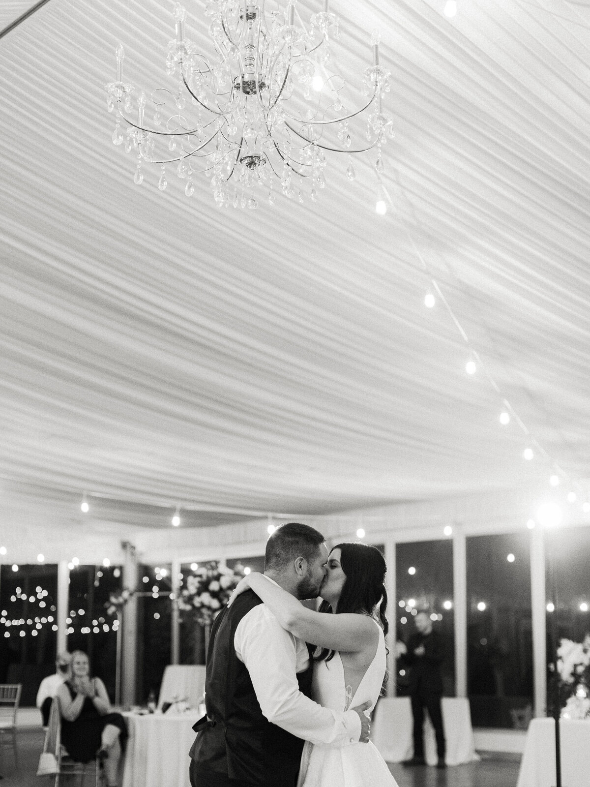 32AbbeyResortLakeGenevaWisconsinweddingphotographerpamcooley1V7A6950