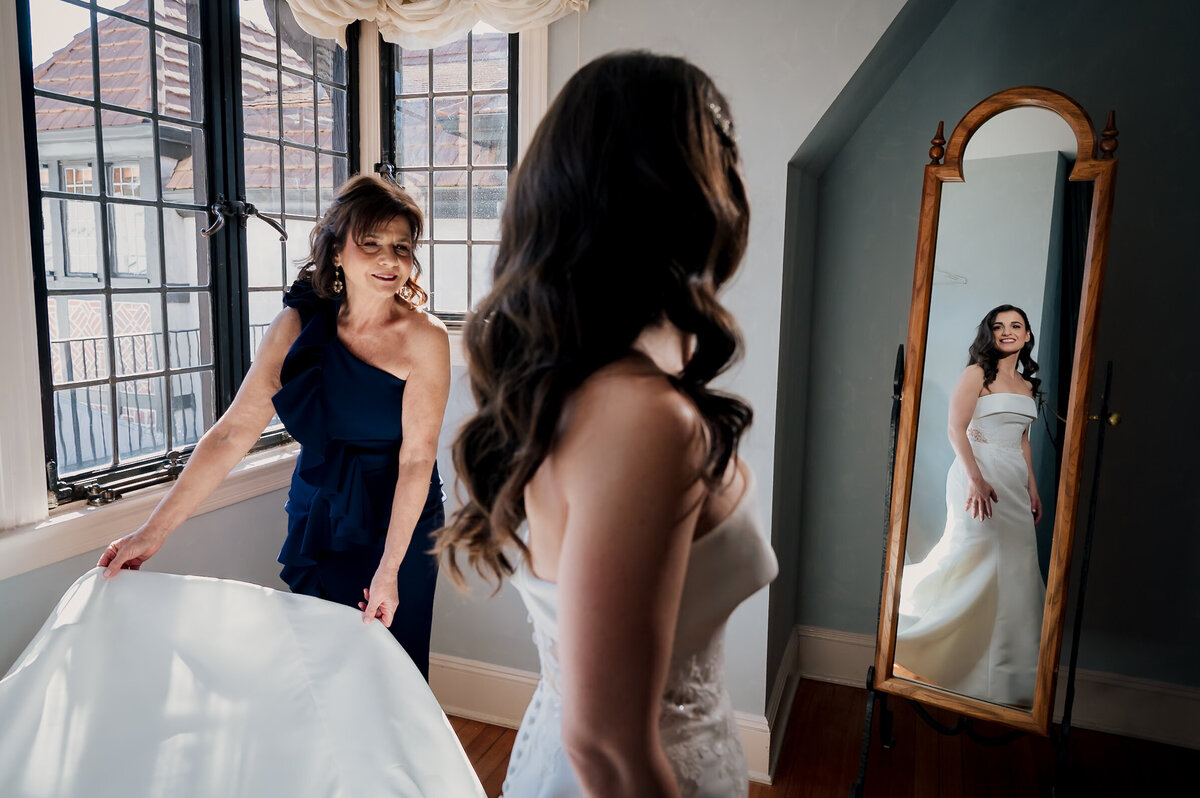 NJ/NYC wedding photojournalism for authentic storytelling by Ishan Fotografi.