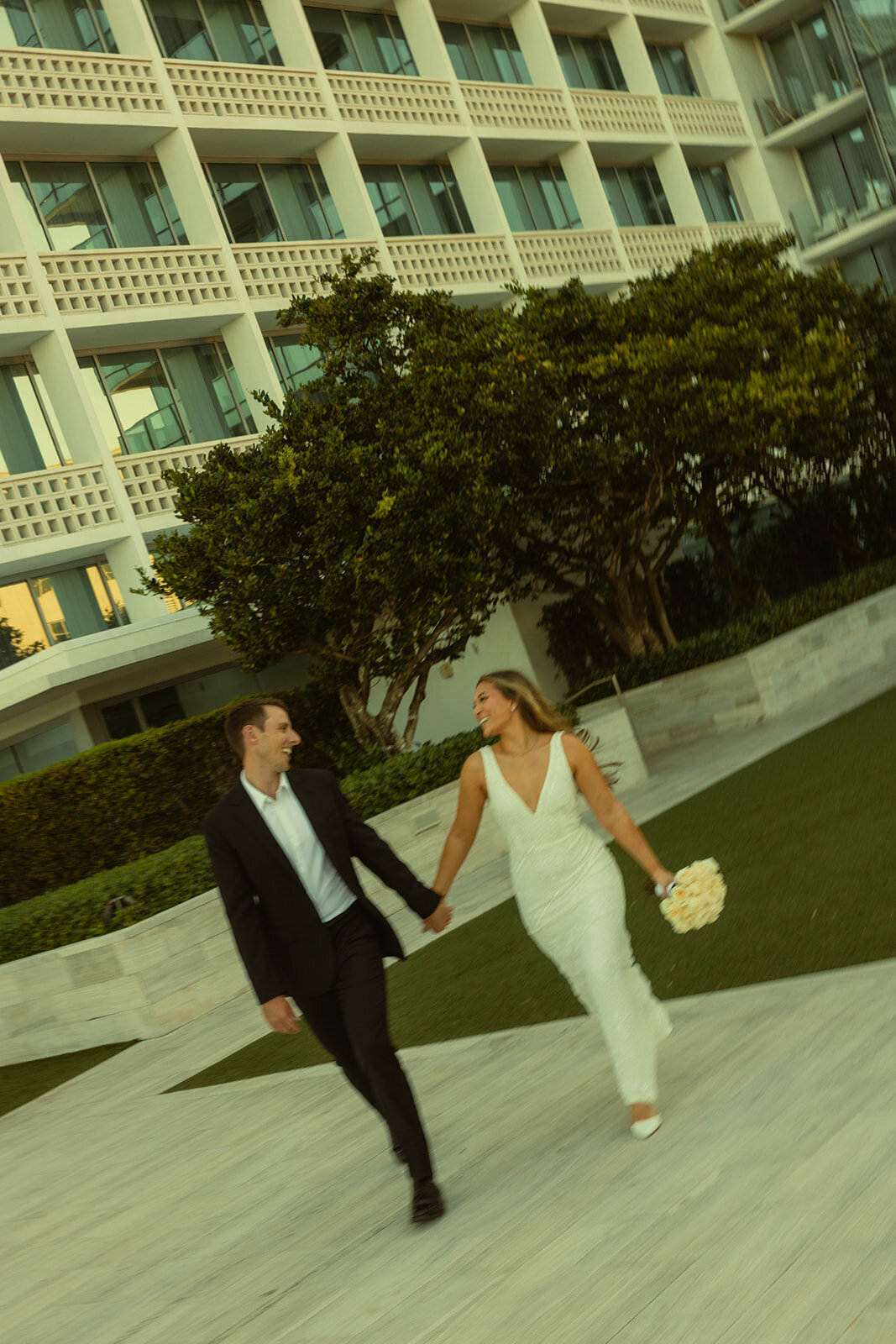 The Miami Beach Edition Hotel Couple Portraits Wedding Aileen Ayala Photography 0940