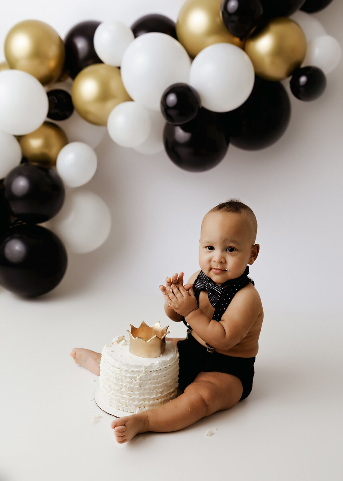 Best Edmonton Cake Smash ans Baby Photography_Kelsie Kelly Photographer 2024 (6)