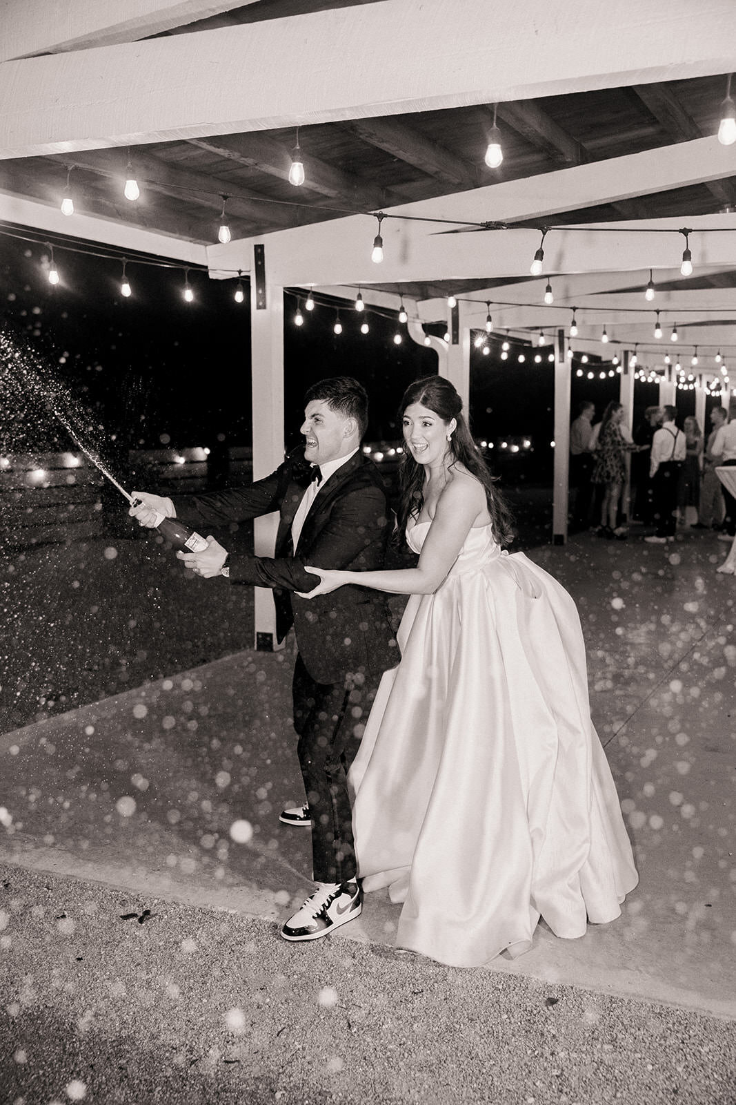 Addison.Grove.Outdoor.Wedding.Austin.Texas.Photographer.34