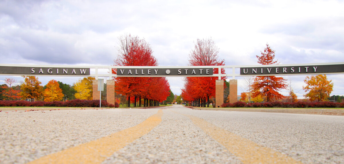 102620 Cover photo crop Gateway entry view with fall colors at peak