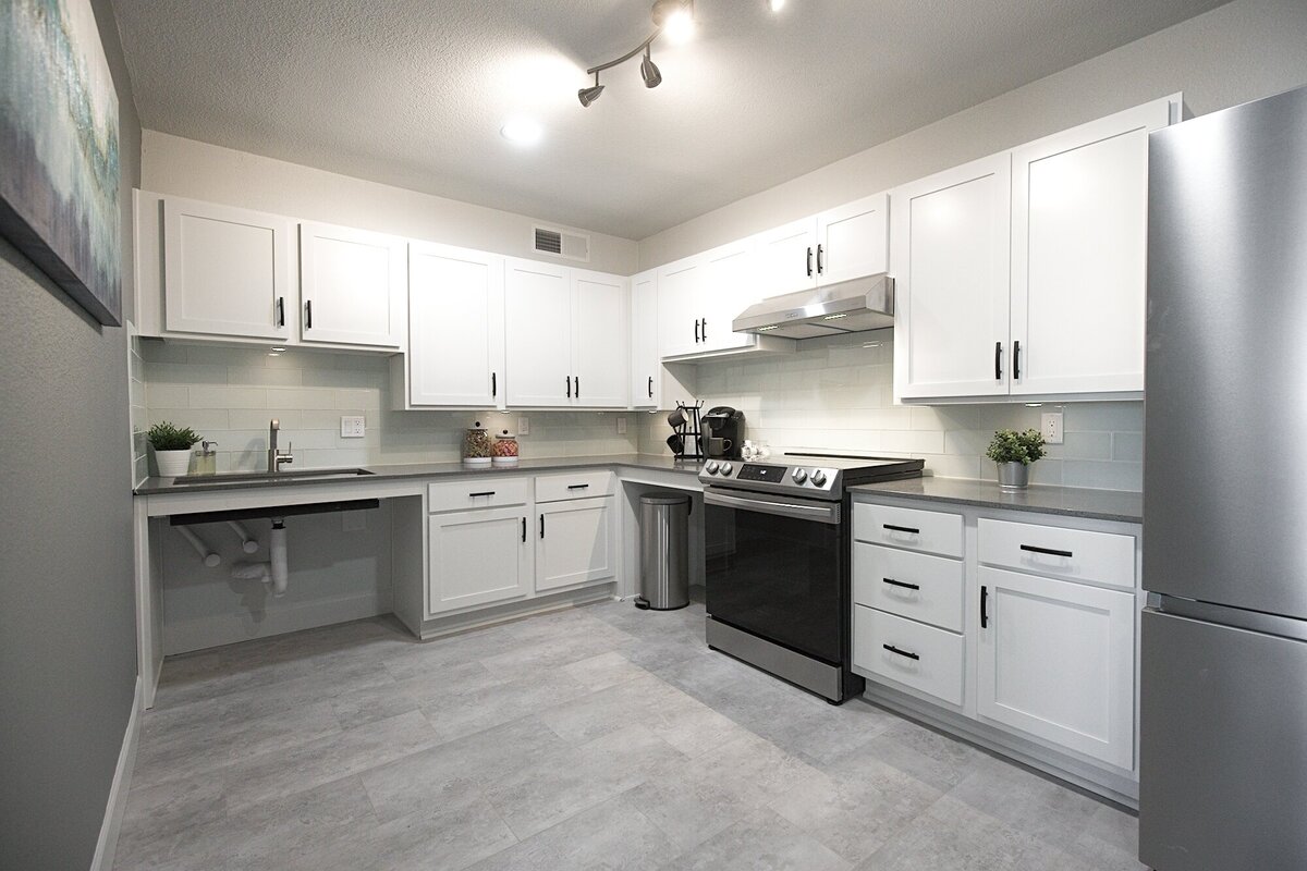 Comm Kitchen After