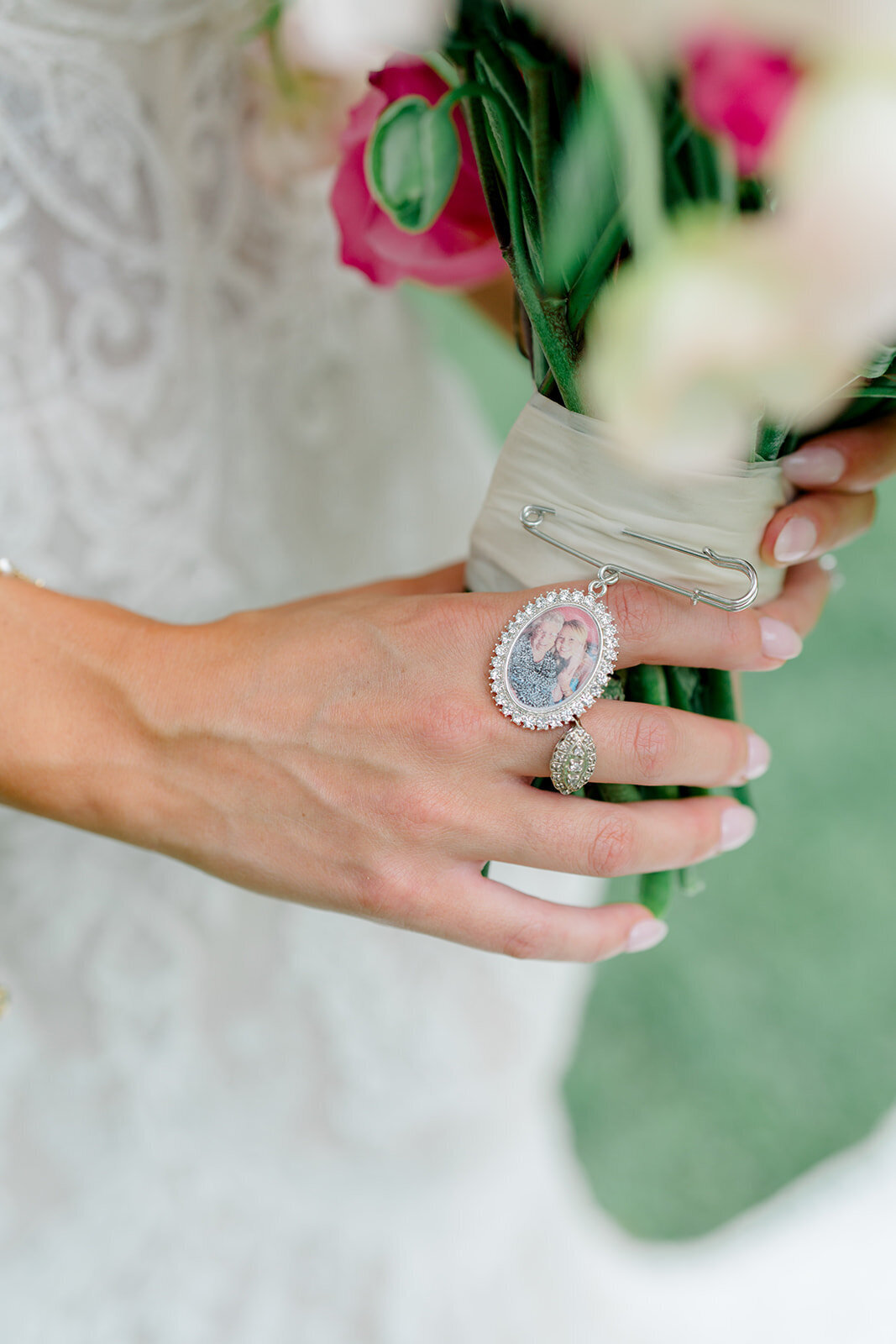 Pink_and_green_lowndes_grove_destination_charleston_Wedding_Kailee_DiMeglio_Photography-430