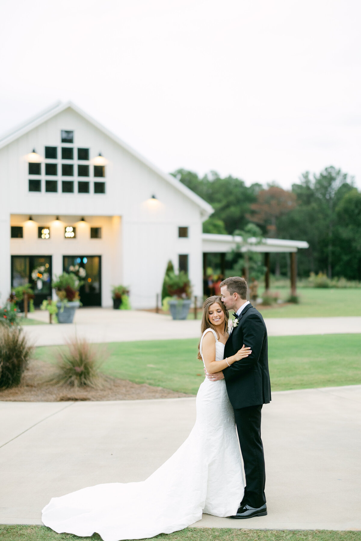 Katherine Horton Photography Olivia & Drew Wedding Day Katherine's Favorites_0223