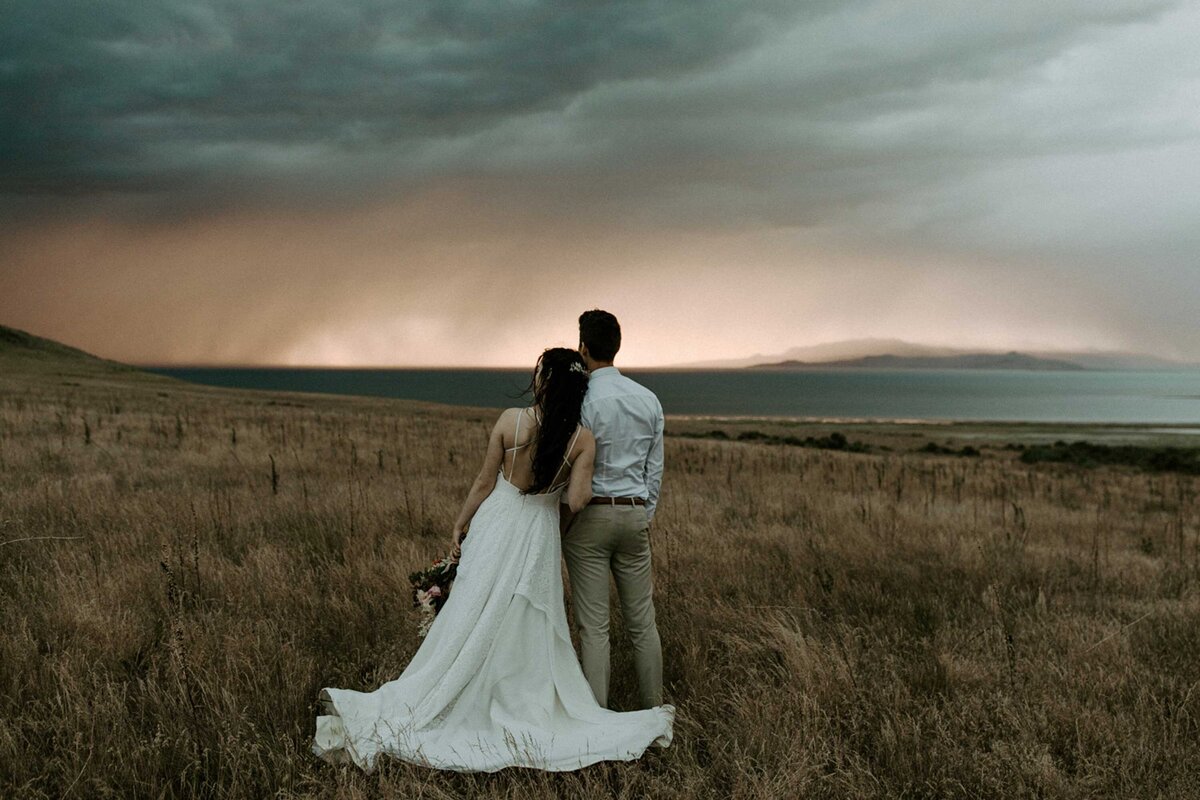 utah bride and groom