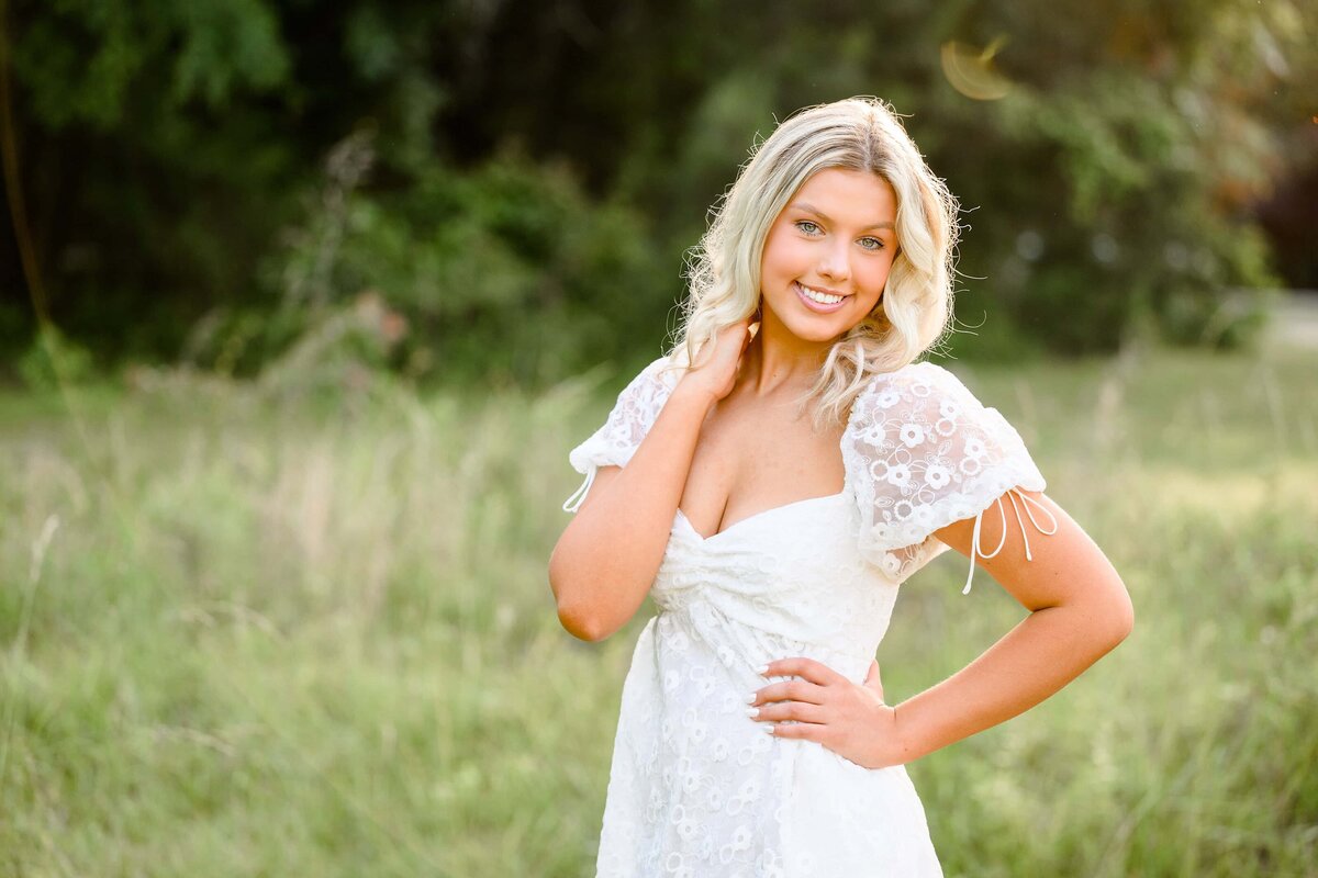 Tobi's-Timeless-Treasures-Photography-Seniors-Maddie-Cuthbertson-High-School