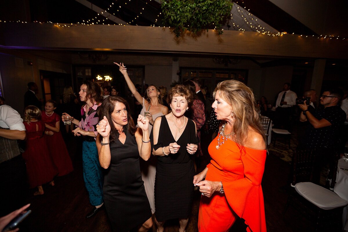 KatieTommy-CountryClubOfAVL-115