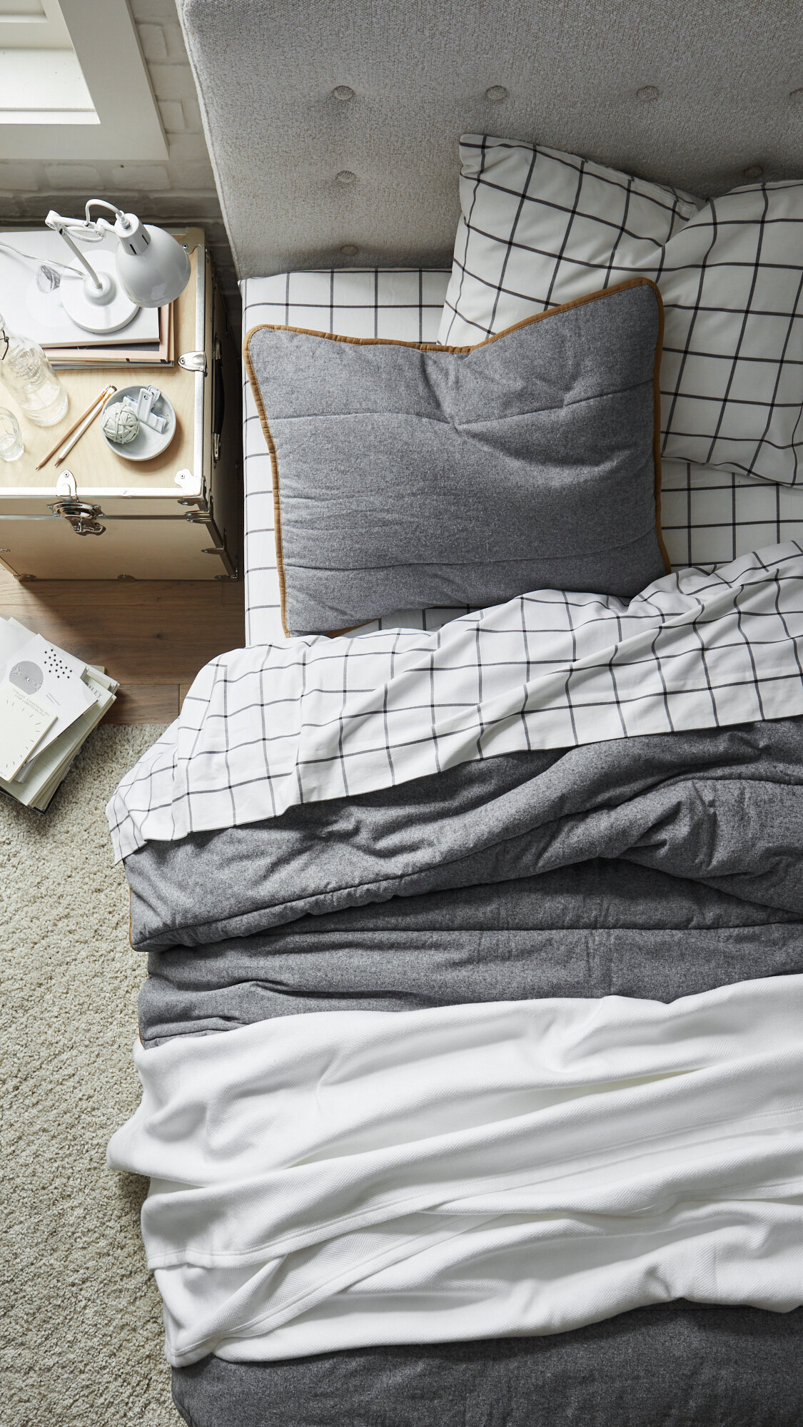 D23sp02_PT_CamdenComforter_V1_0977