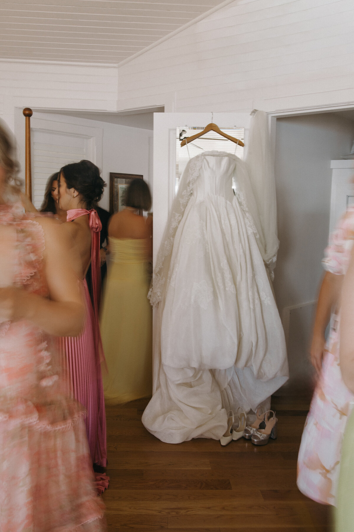 250830JENMAT_adv0037