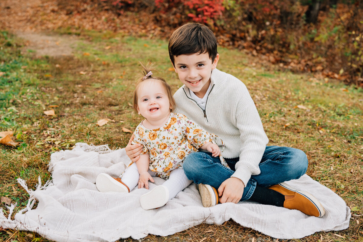 Canton CT Family and Newborn Photographer | Connecticut Family Photographer -6