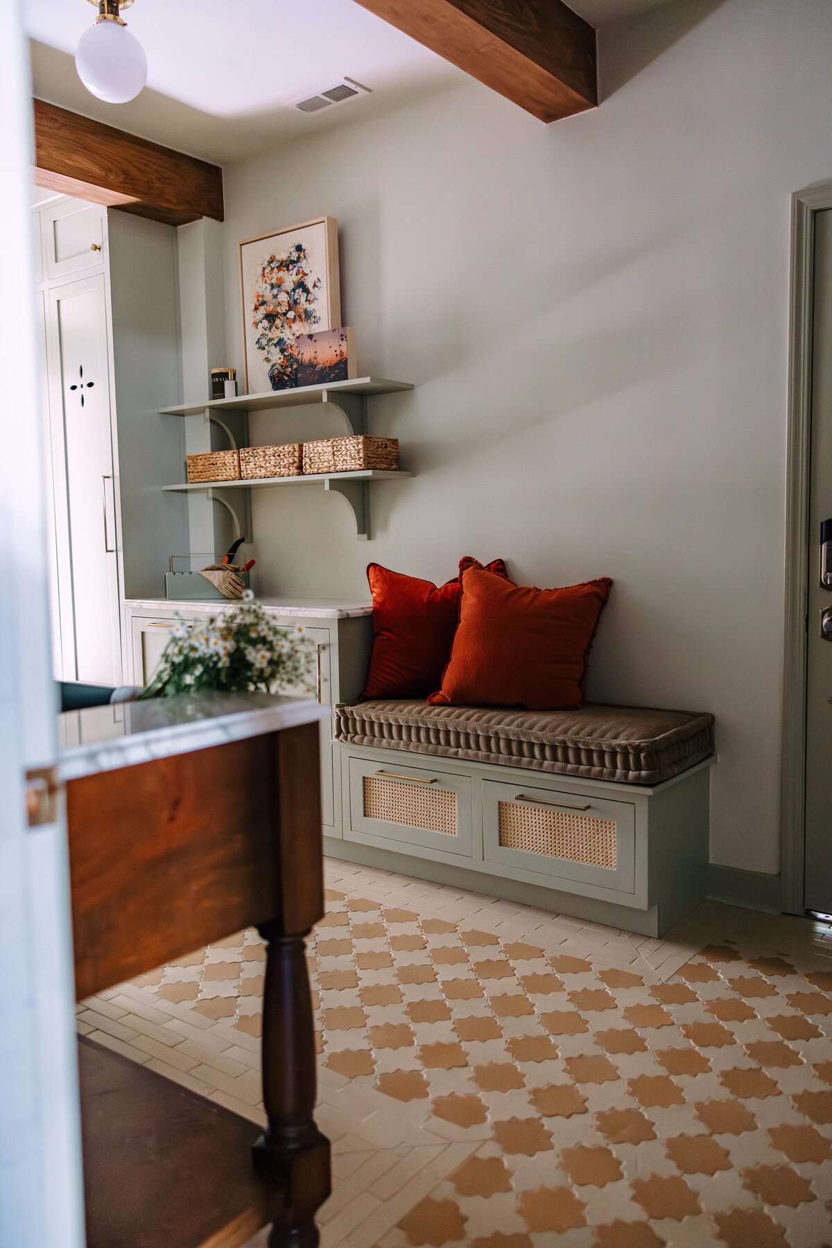 custom-cushions-pillows-for-bench