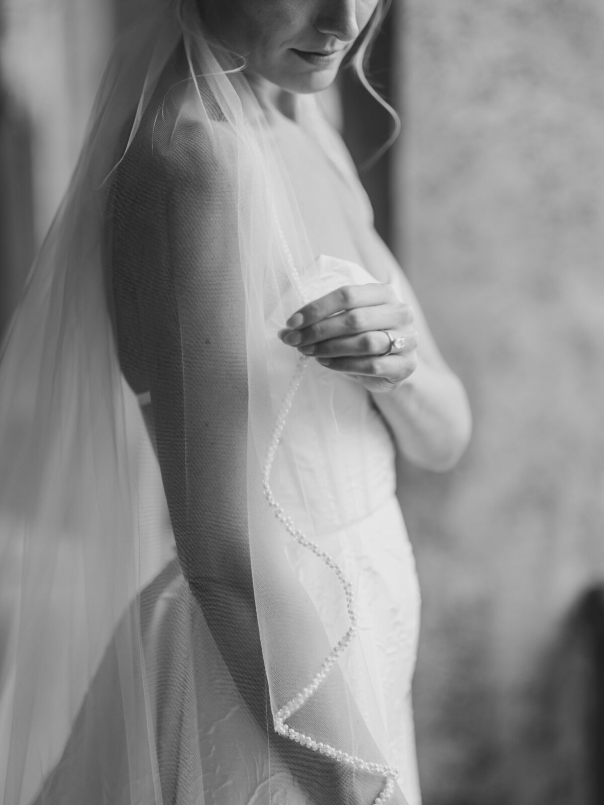 calgary_wedding_photographers_fairmont_banff_springs_destination_wedding_nicole_sarah-35