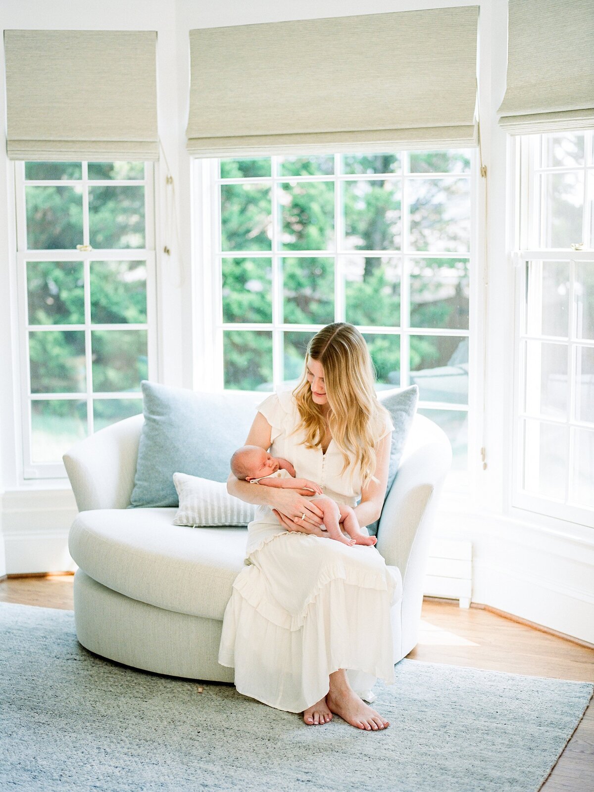 modern-indoor-newborn-richmond-va-photos-amy-nicole-photography-0008