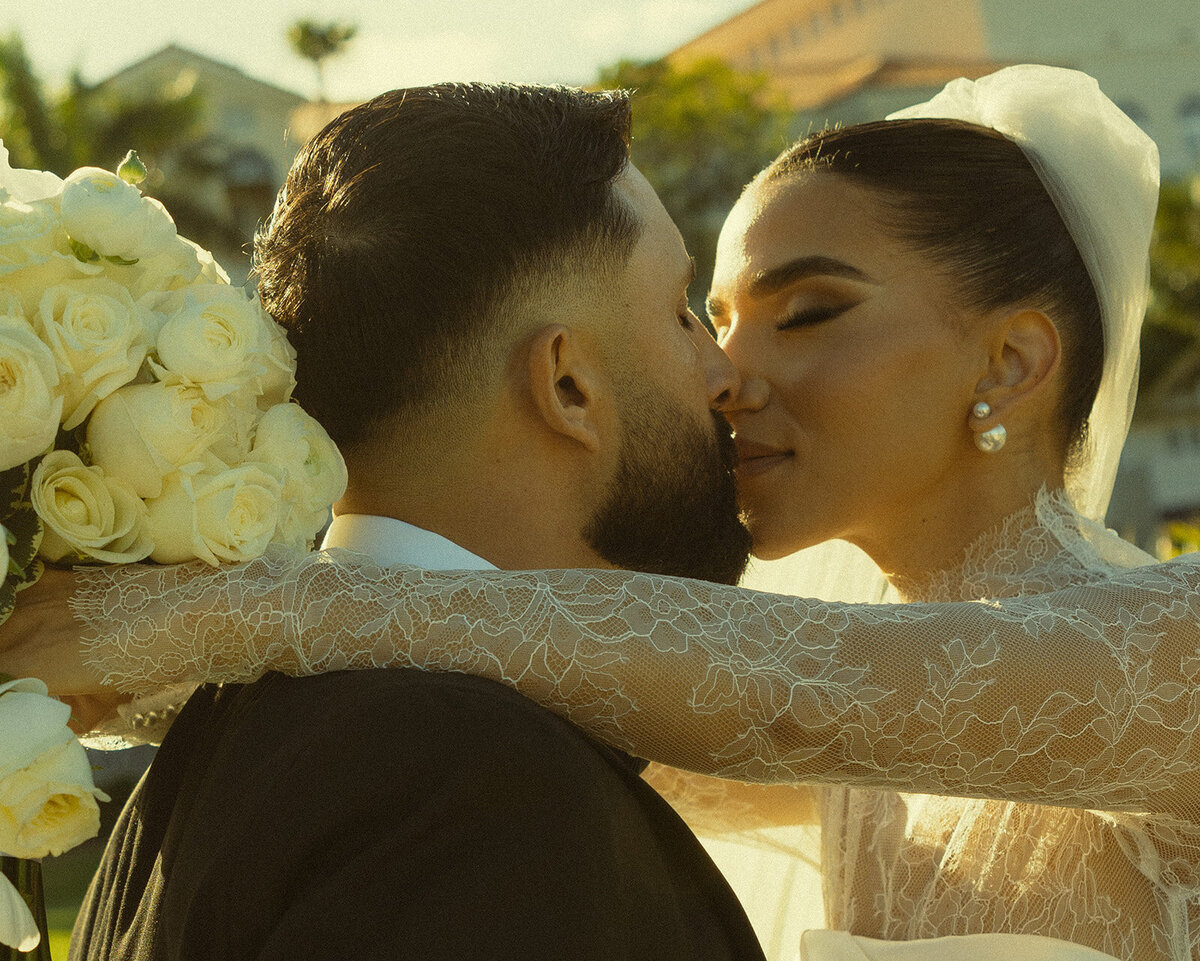 Bride & Groom Wedding Portraits JW Marriot Turnberry Miami Wedding Aileen Ayala Photography8864-2