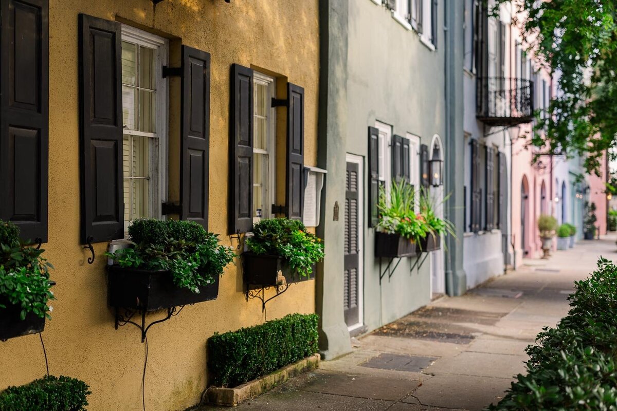 charleston-rainbow-row-11137
