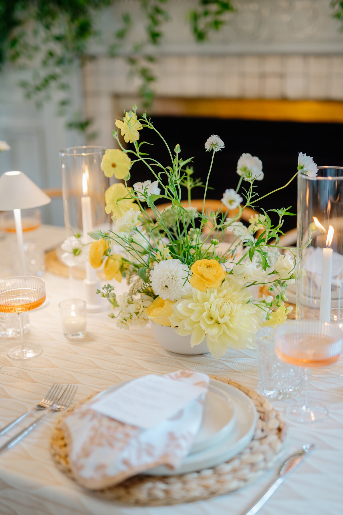romanatic-table-place-setting-yellow-greenery-sarah-brehant-events