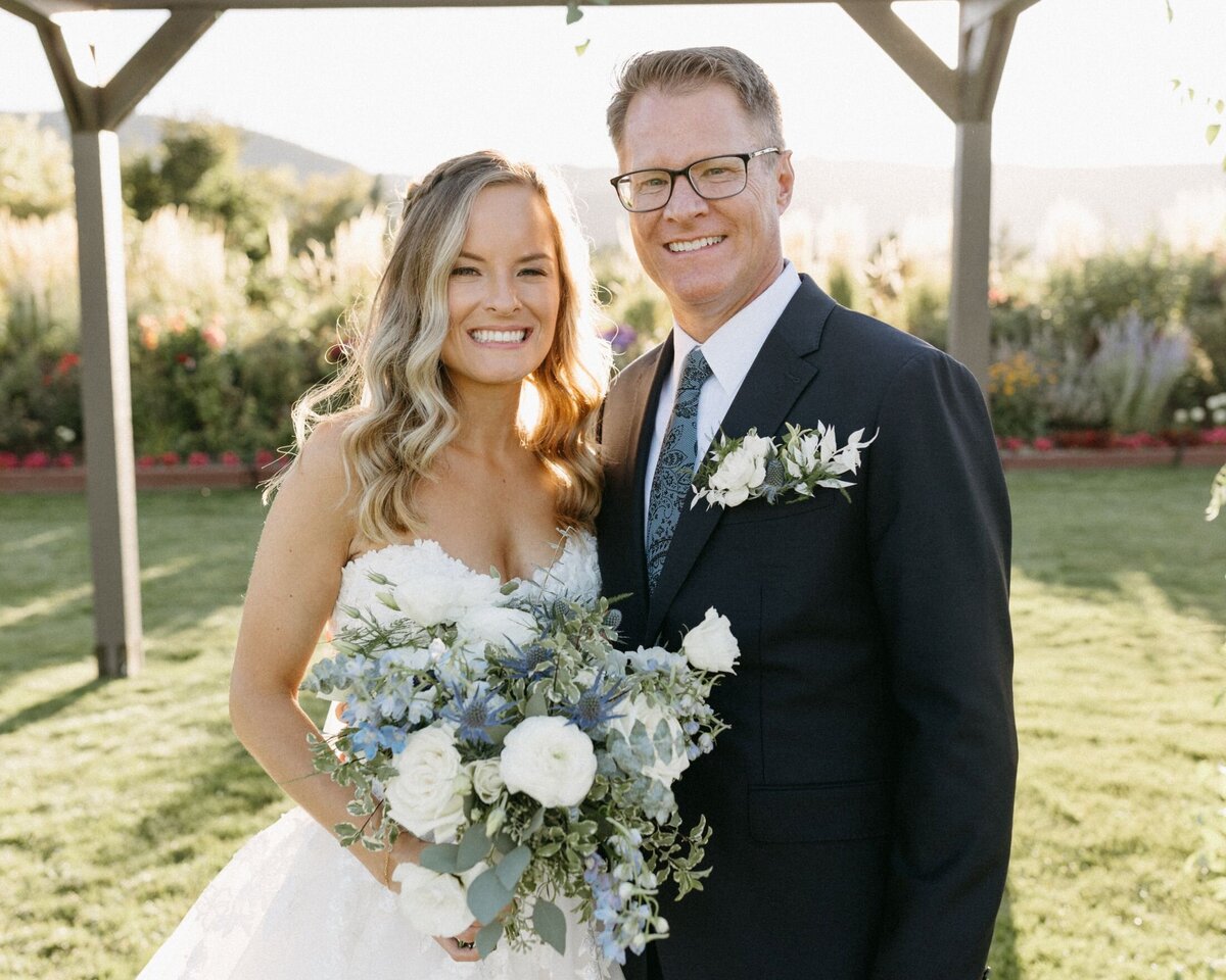bride and dad