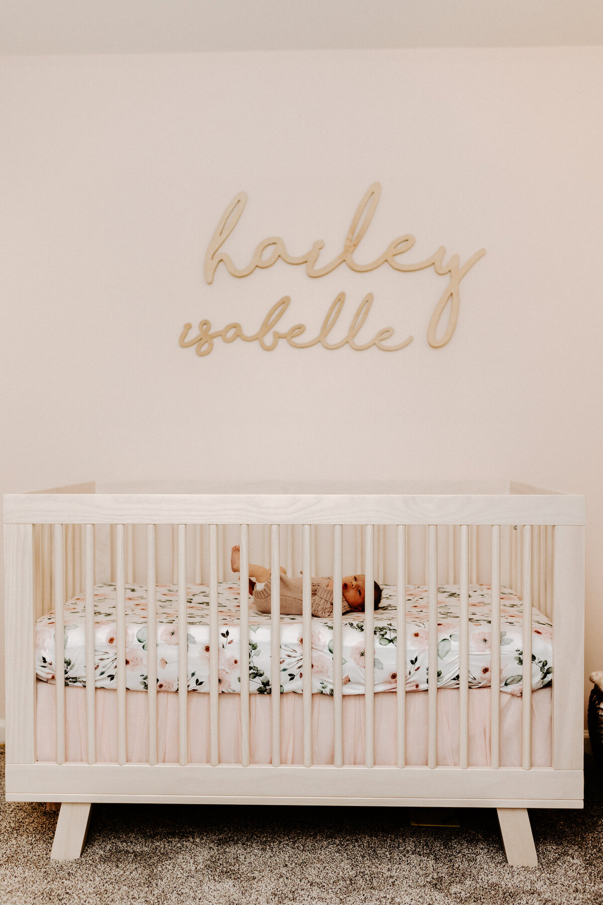 Blissfullybriphotography-Pittsburgh-newborn-home-hailey-isabelle-100