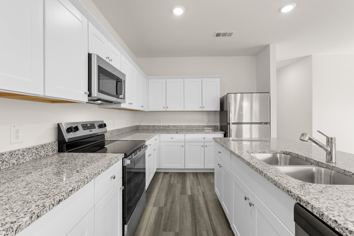 4913 Gadwall- Kitchen (3)