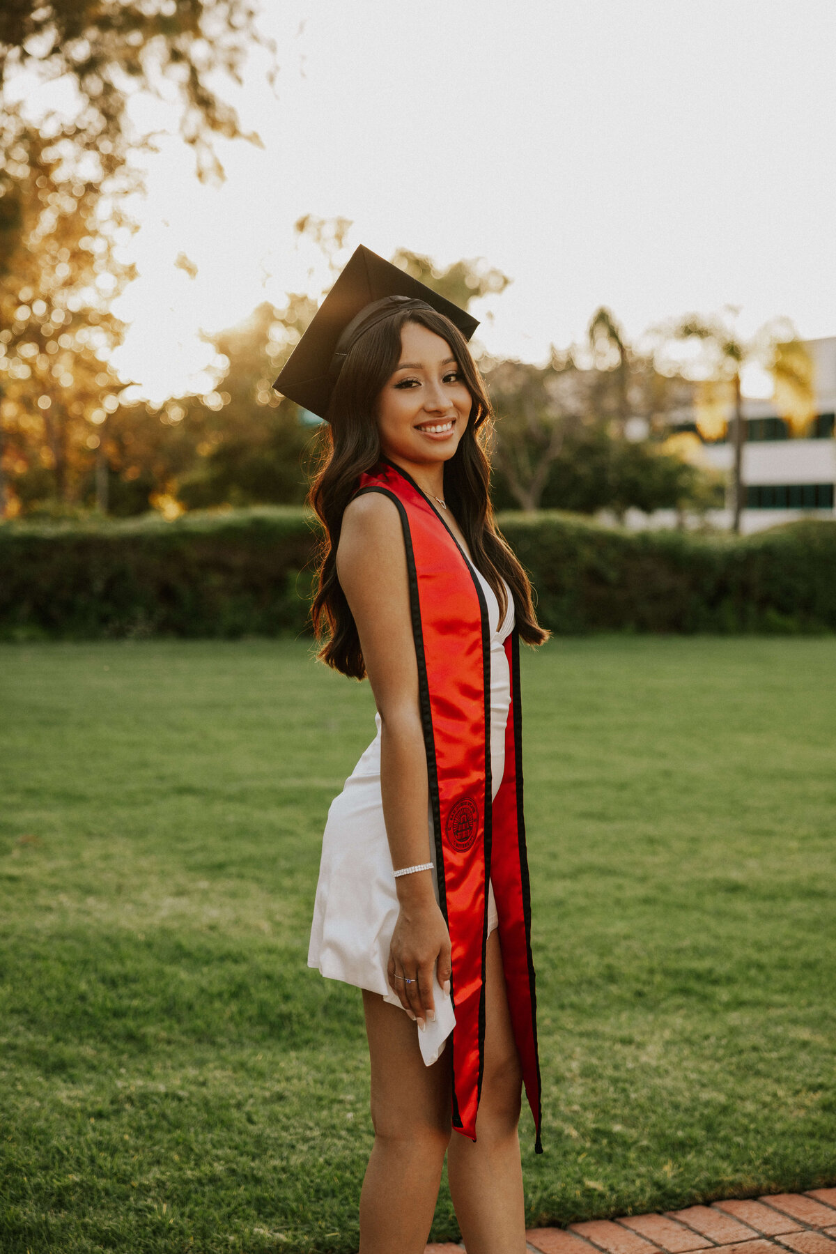 san-diego-university-grad-masters-photoshoot