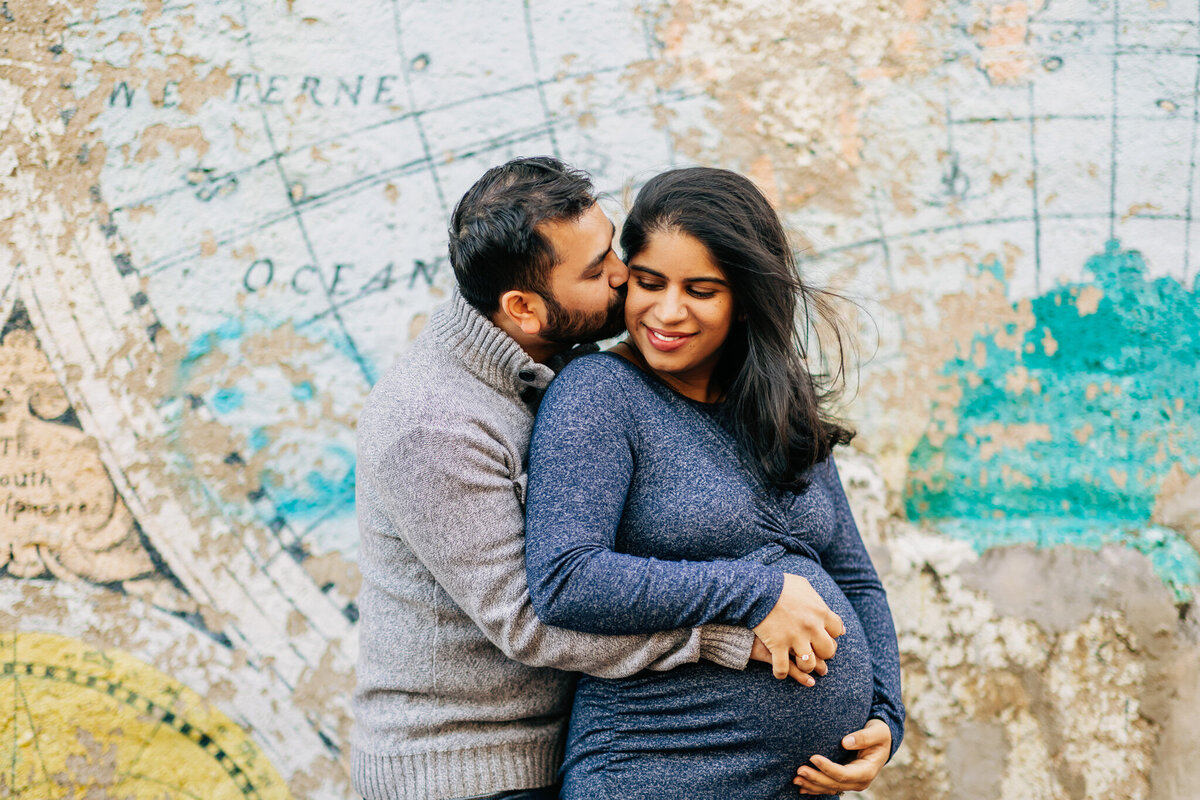 Phoenixville-maternity-photography