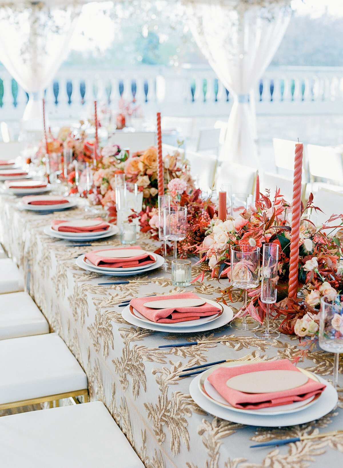 max-owens-design-jose-villa-wedding-36-table-candles