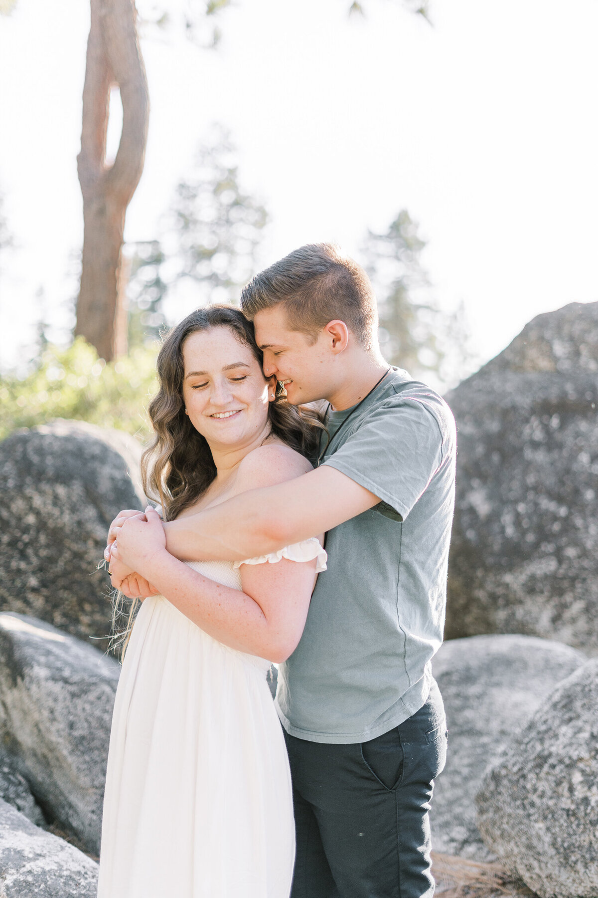lake-tahoe-engagement-session-017
