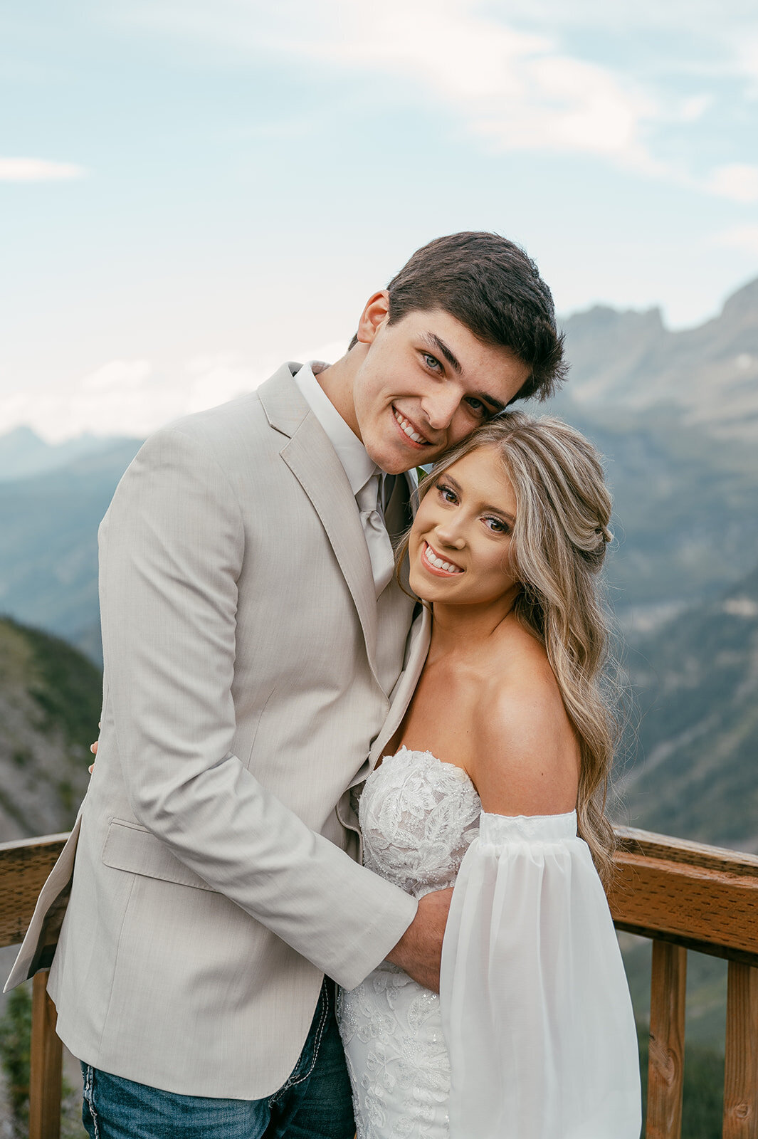 presley-gray-photo-glacier-national-park-elopement-7141