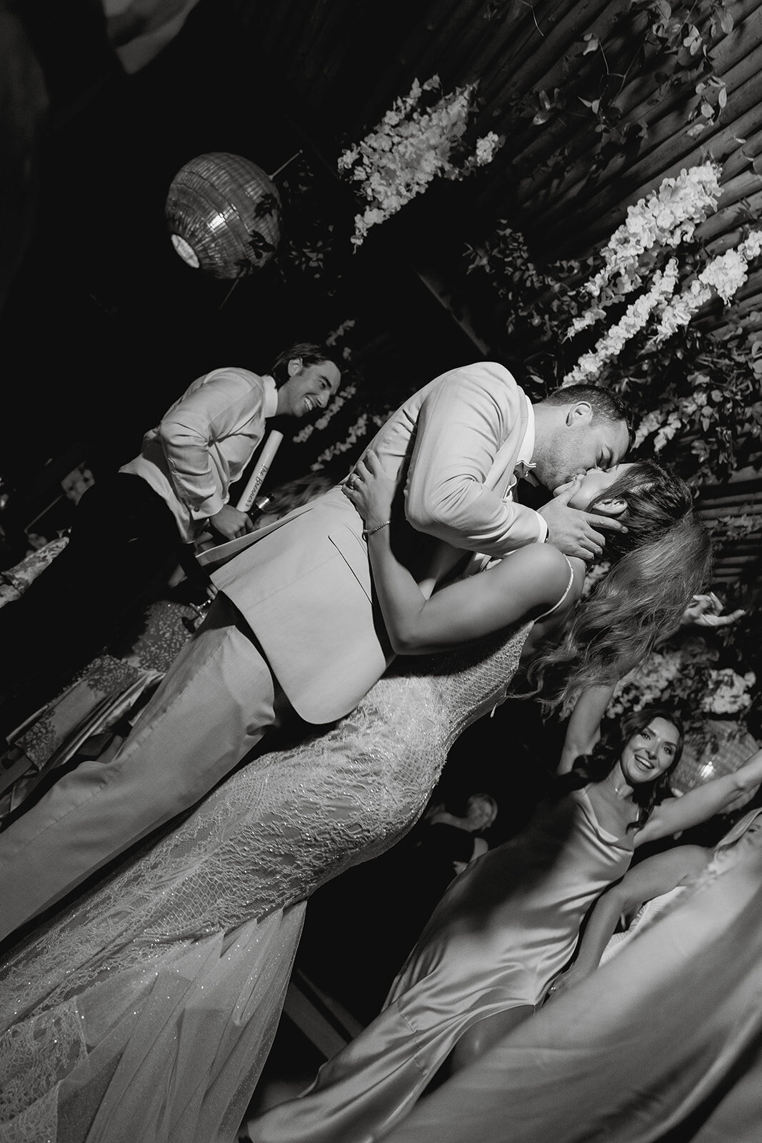 modern-la-jolla-wedding-meagan-hilss-events