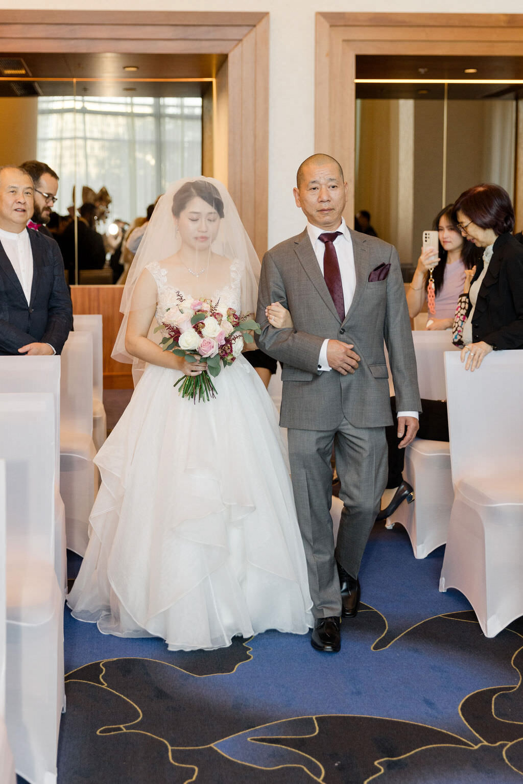 Honeyrose Hotel Montreal Wedding | montreal editorial wedding photographer | luxury moment photography-0116
