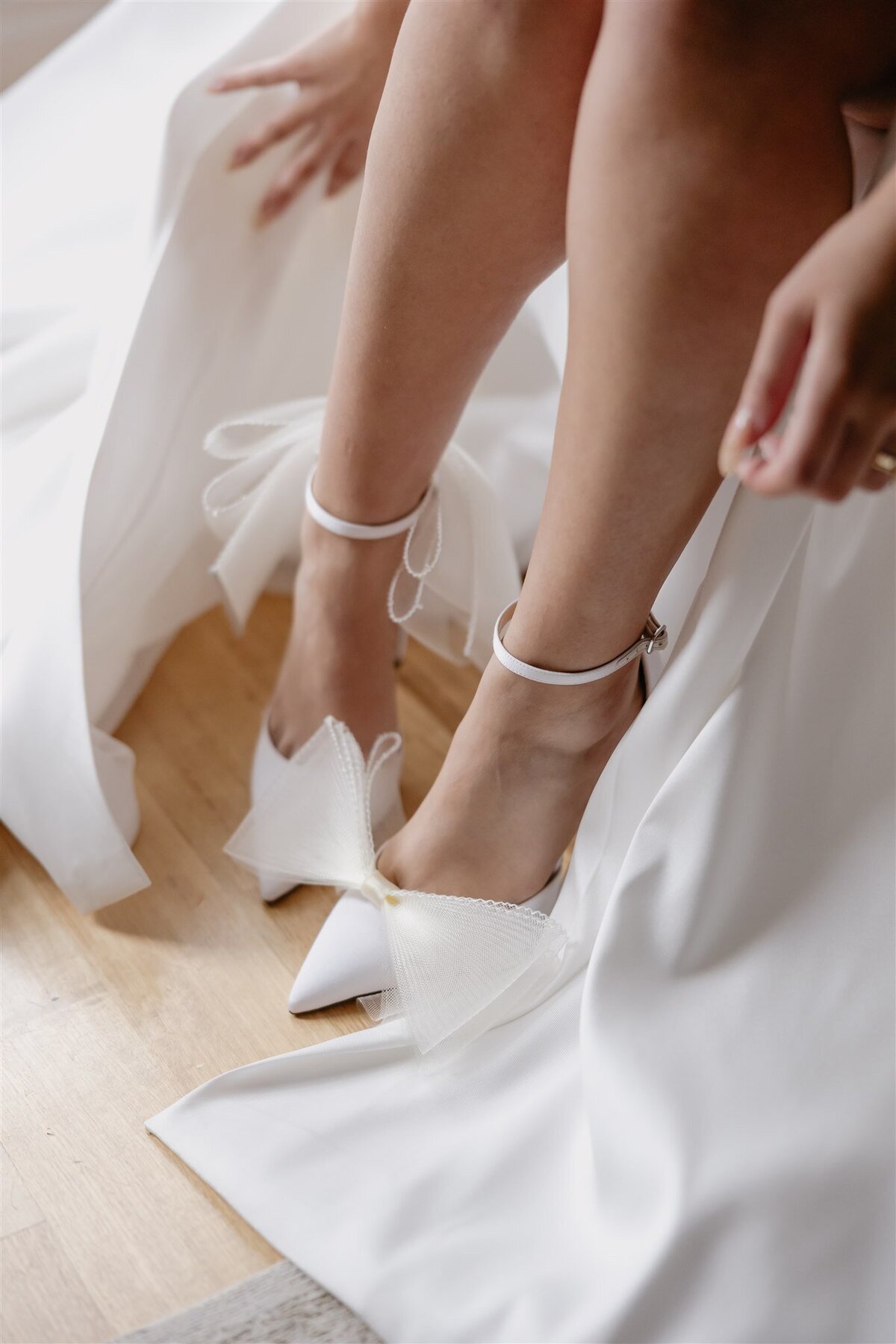 Romantic and Timeless Wedding Photography 7