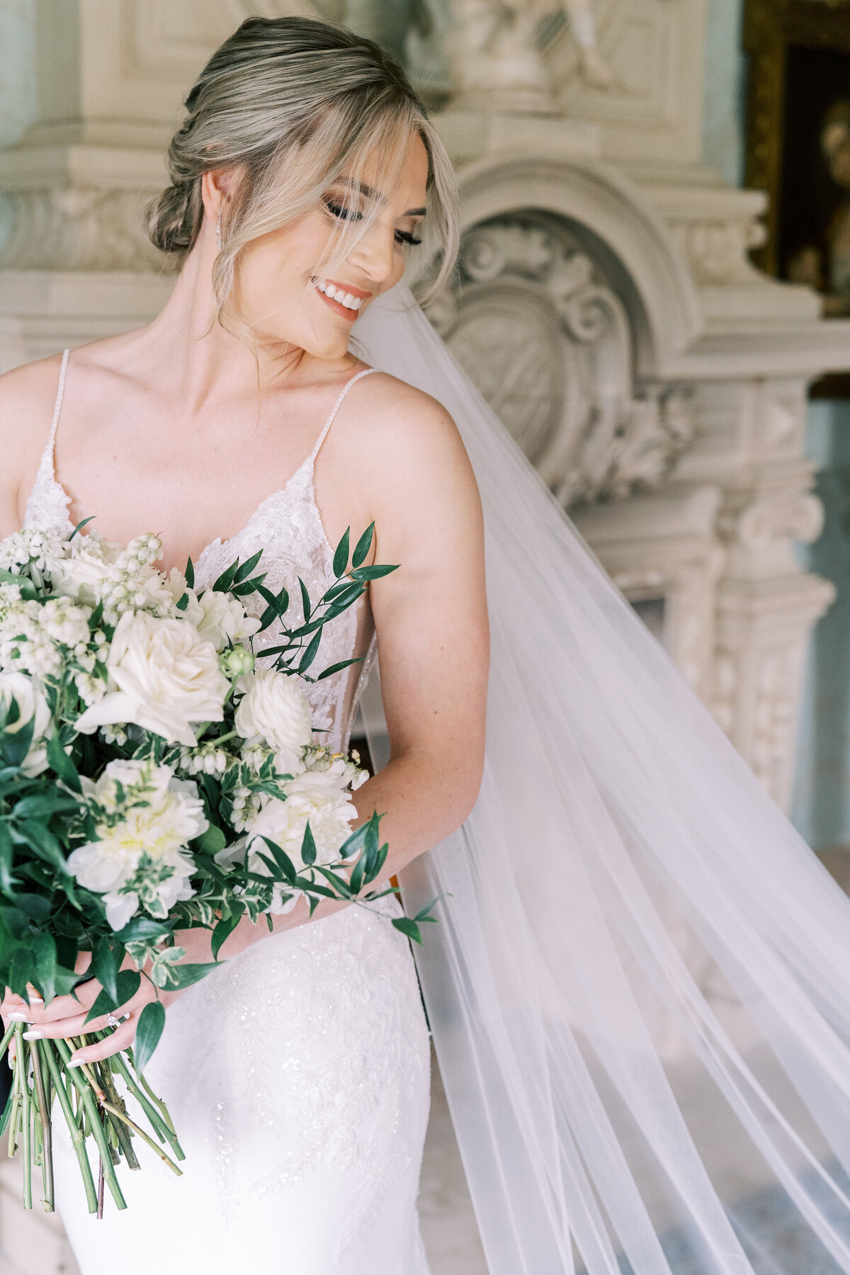 NikkiSanterre_CharlottesvilleLuxuryWeddingPhotographer_DoverHallWedding_AmandaandMatt-18