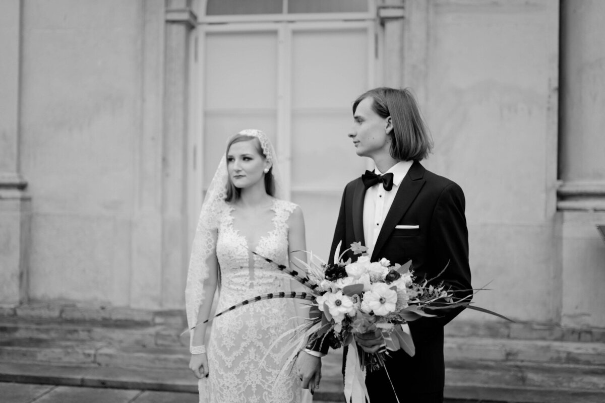 025_Flora_And_Grace_Europe_Fine_Art_Wedding_Photographer-224_A sophisticated fine art wedding in Europe with an editorial edge captured by Vogue wedding photographer Flora and Grace.