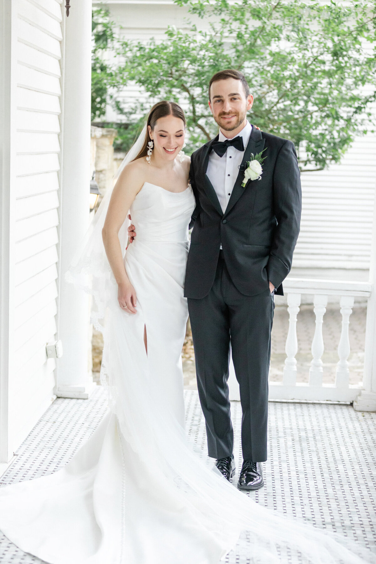 Allan-House-luxury-outdoor-Wedding-Jessica-Chole-Photography-Austin-San-Antonio-Texas-California-Wedding-Portrait-Engagement-Maternity-Family-Lifestyle-Photographer-Souther-Cali-TX-CA-Light-Airy-Bright-Fine-Art-Photography-35