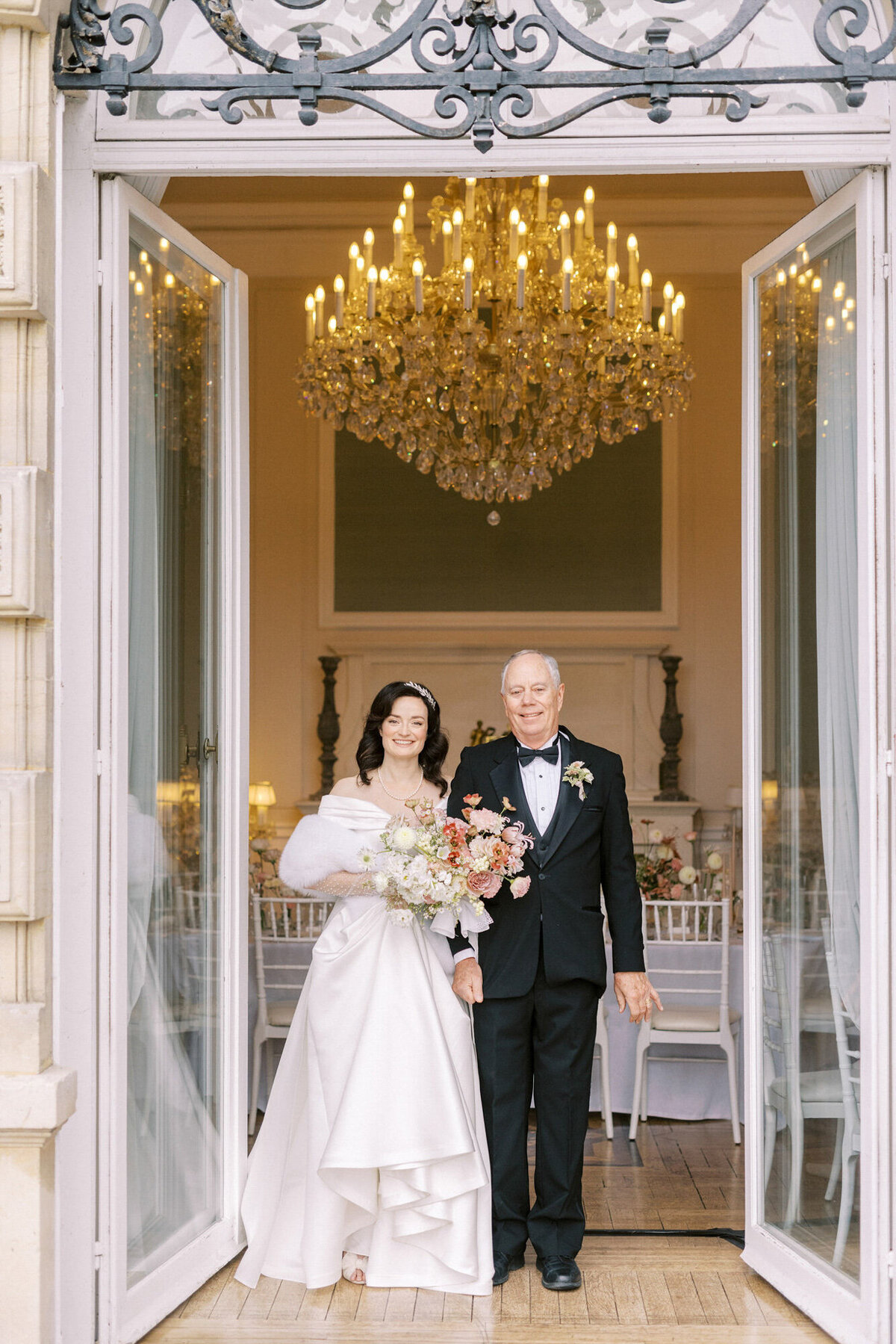 Maïlys Fortune Photography Husband Wife Wedding Weddings Photography France Switzerland Italy Timeless Dreamy Imagery Bilingual French English Destination Weddings Destination Wedding Provence French Riviera Paris Lake Como Tuscany83