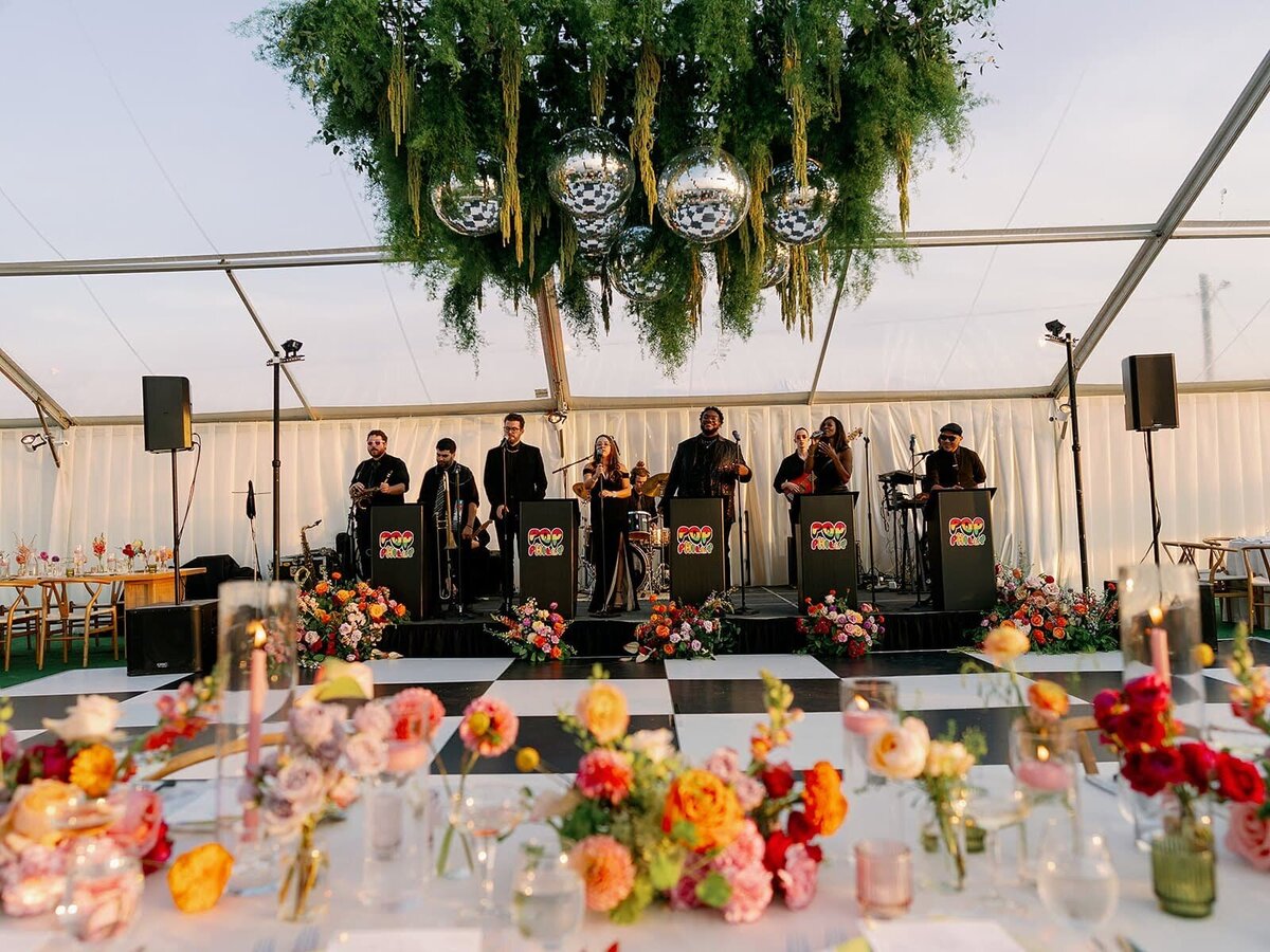 Colorful-tented-Jersey-Shore-beach-wedding35