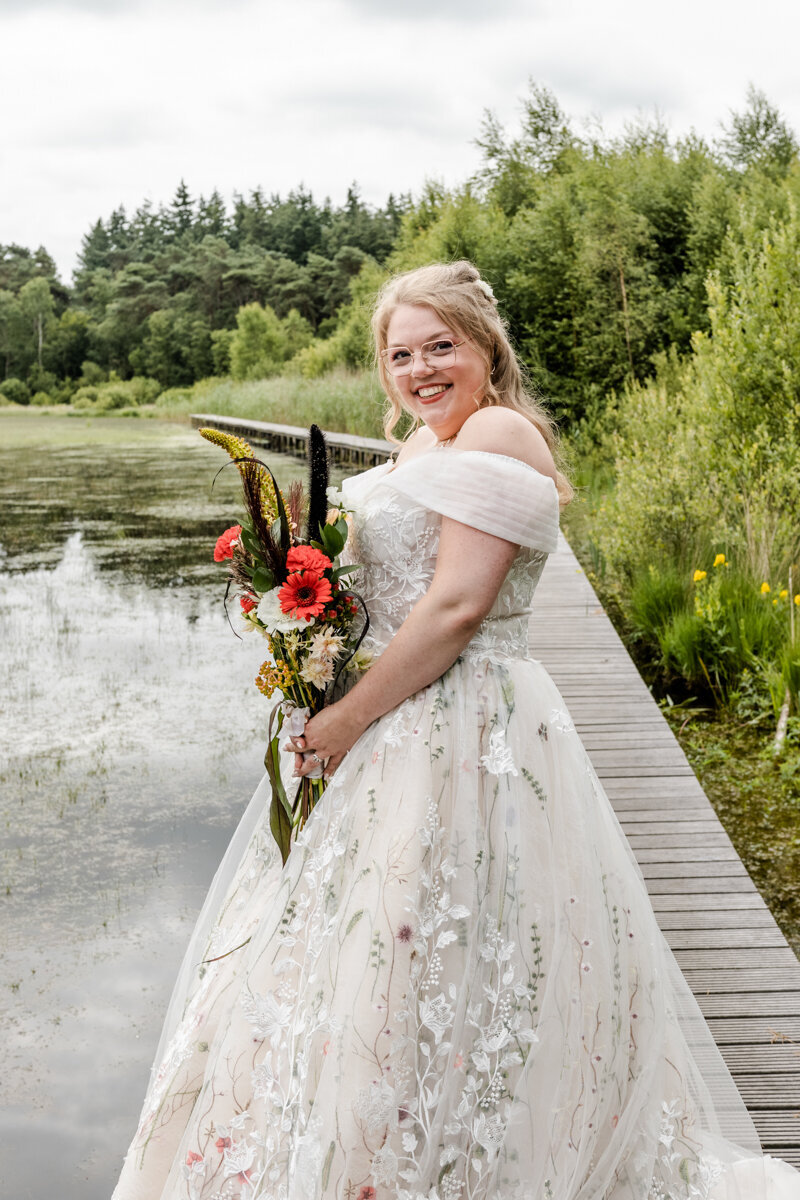Trouwfotograaf Friesland, bruidsfotograaf, trouwen bij Paviljoen de Leyen (46)