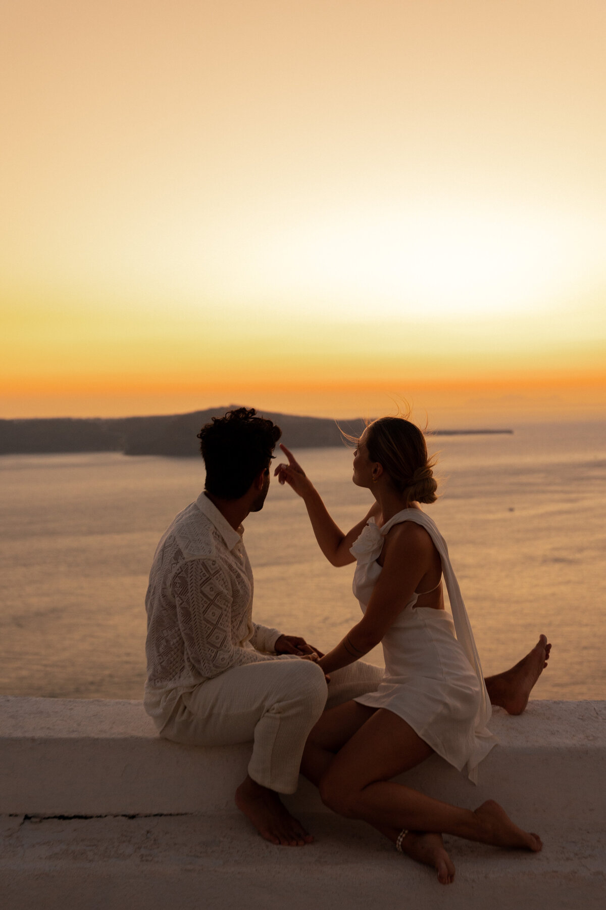 santorini-greece-cathedral-elopement-blue-dome-romantic-timeless-sunset-europe-446