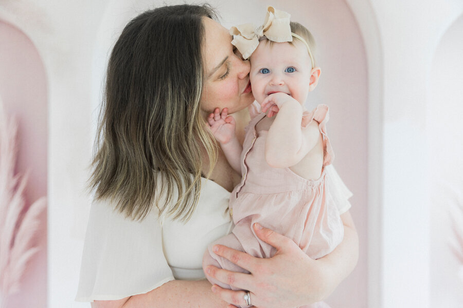 love_tree_studios_motherhood_mini_session_b_14