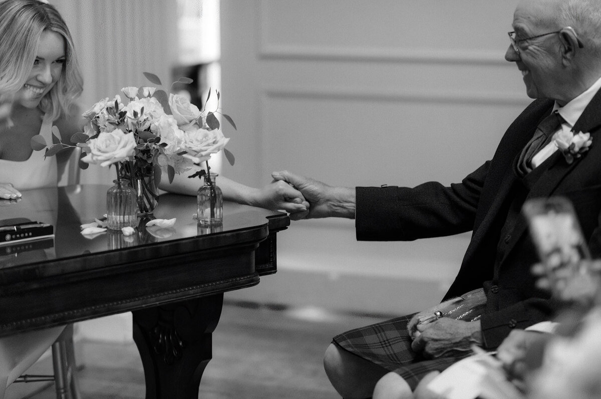 Signet-library-initimate-ceremony-Edinburgh-