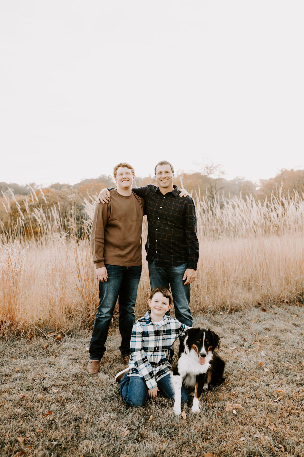 christina_ney_photography_wedding_engagement_lifestyle_photographer_dubuque_iowa_wedding_planning_assistance_adventurous_bold_laidback Family Photography58